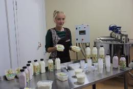 В Бакчаре открылся первый в районе цех по переработке молока