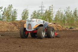 Роботизированный трактор "Агробот" стал победителем телешоу "Идея на миллион" 