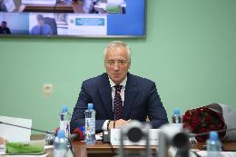 Губернатор Владимир Мазур обсудил кадровую ситуацию в АПК с главами муниципалитетов