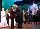 Более 100 аграриев отмечены министерскими и региональными наградами 