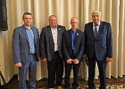 Губернатор Владимир Мазур вручил награды трем работникам сельского хозяйства Губернатор Владимир Мазур вручил награды трем работникам сельского хозяйства